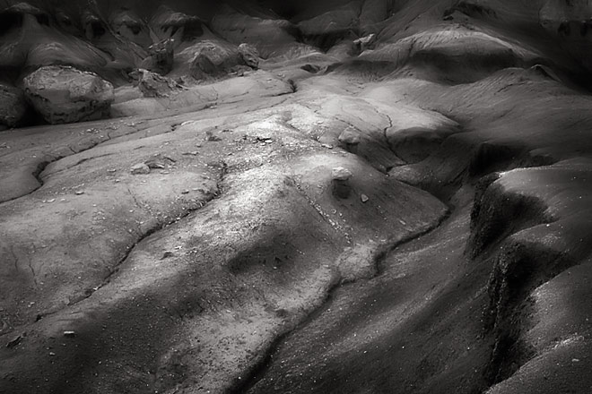 Mud and Rock 1 - Glenn Canyon National Park, Utah (42937 bytes) www.jeffkrewson.com