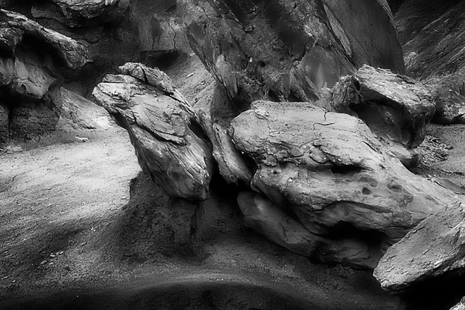 Mud and Rock 3 - Glenn Canyon National Park, Utah (55234 bytes) www.jeffkrewson.com