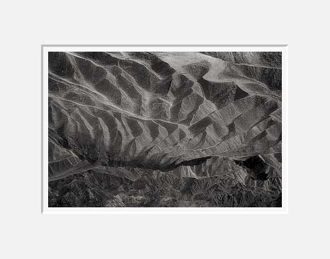 Of Hills - Death Valley, California (19295 bytes) www.jeffkrewson.com