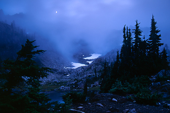 Moonset Variant, Valley of Heaven - Olympic National Park, Washington (106509 bytes)